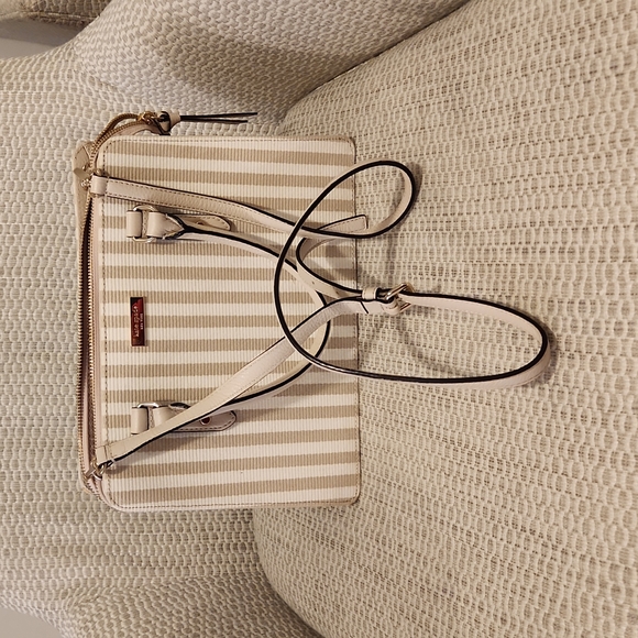 Kate Spade Handbag - Picture 2 of 6